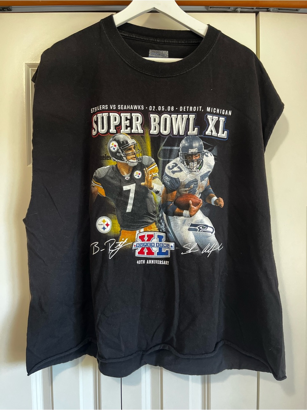 Super Bowl XL Black Graphic Tee - Steelers vs Seahawks